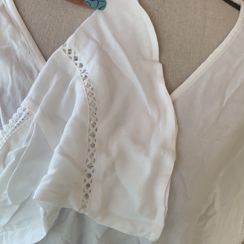 ❌DONATED❌Off White Long Bell Sleeve Oversized V-neck Tie Top - Picture 9 of 17